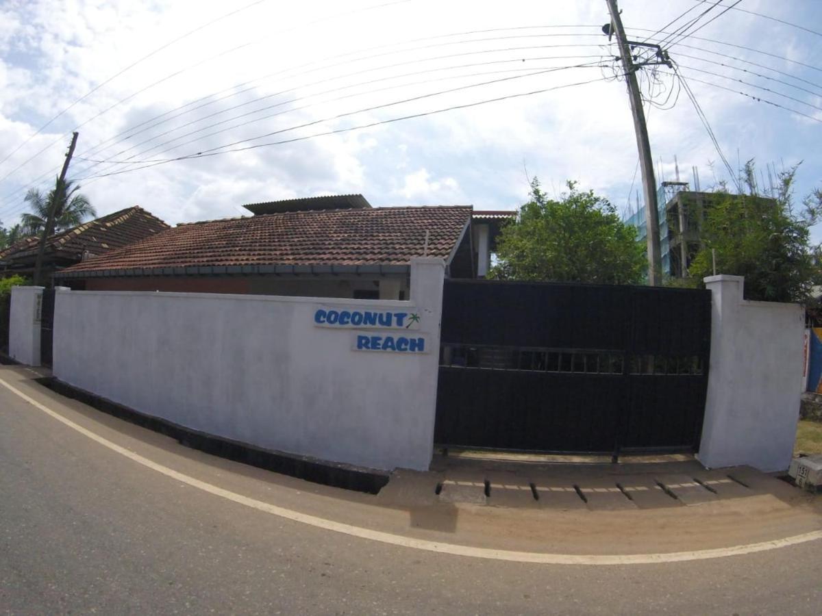 Coconut Reach Hotel Mirissa Exterior photo
